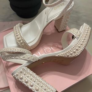 Lulu Aldo pearl/white color wedding shoes